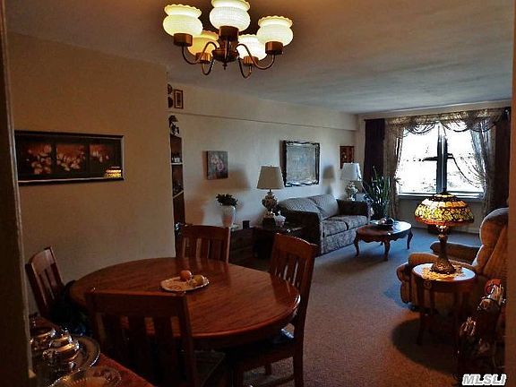 4th image of 8337 St James Ave APT 4F