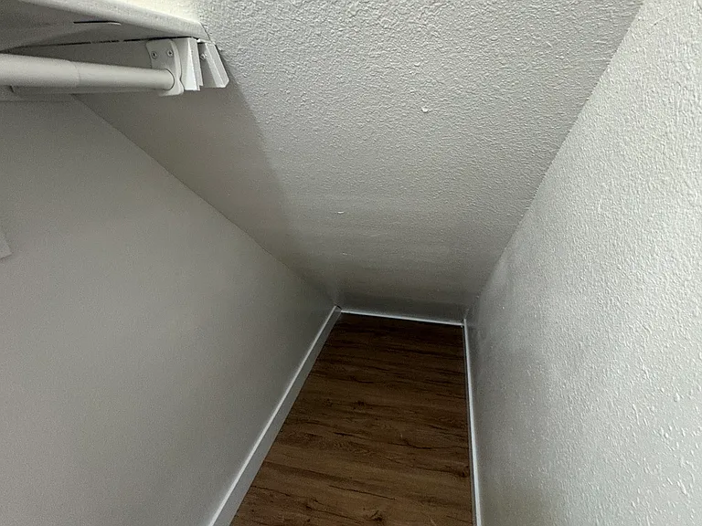 105 E Chester St #A — Photo 6