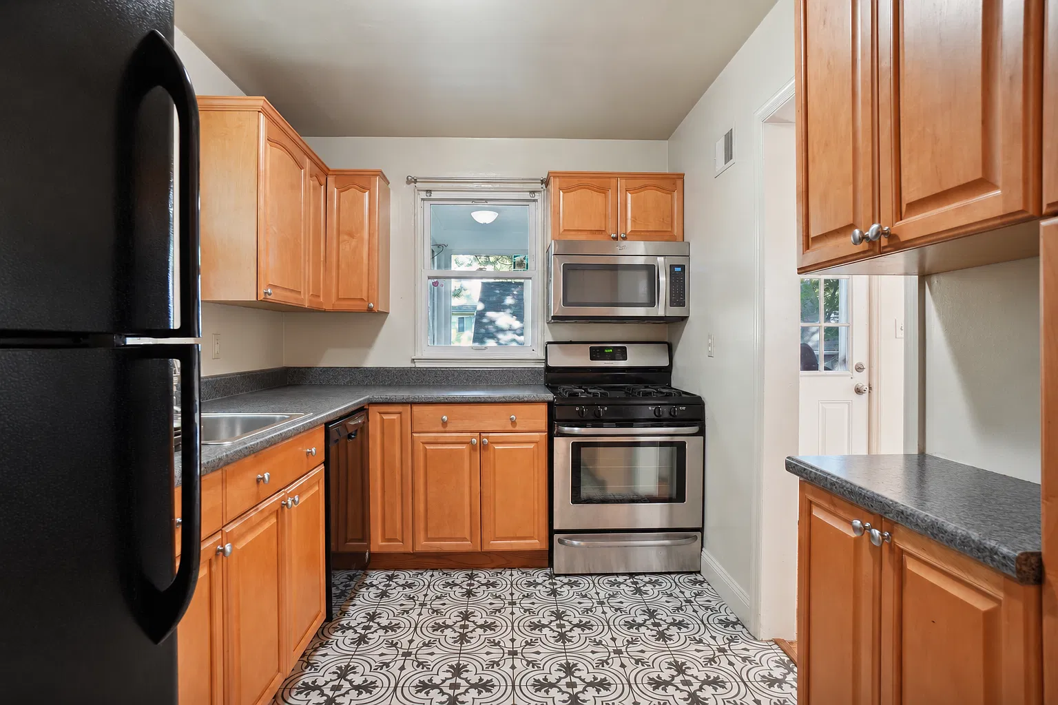 4618 Harvard Road - 1 — Photo 4