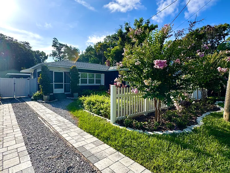 115 N Hampton Ave — Photo 30