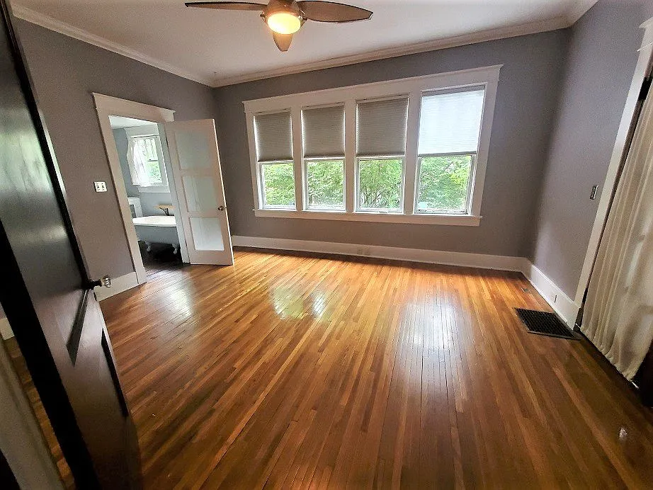 3 bed, 2.0 bath, 1835 sqft, $3,200 — Photo 4