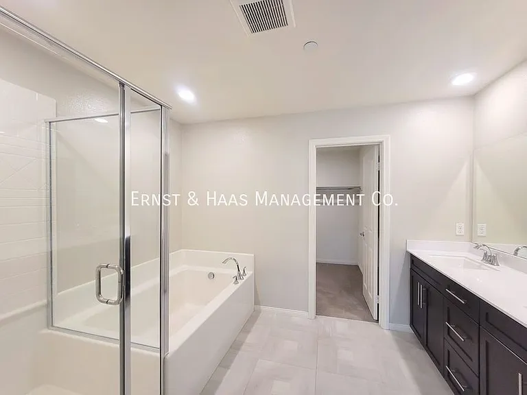 14414 Strawberry Ln #4 — Photo 23
