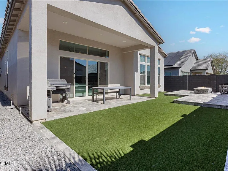 21147 W Hillcrest Blvd — Photo 33