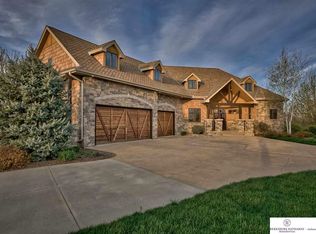 3708 Buckthorn Dr, Blair, NE 68008