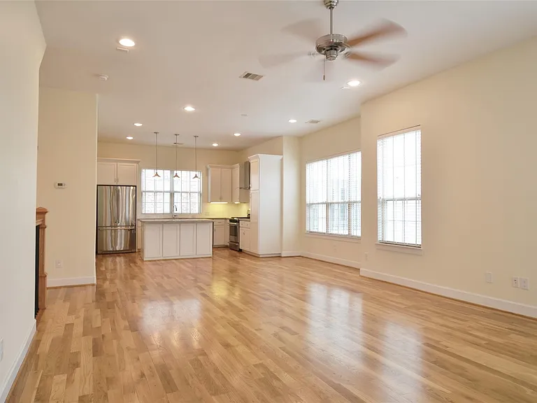 3408 La Branch St #B — Photo 12