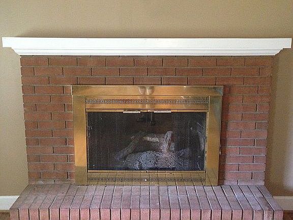 Gas fireplace