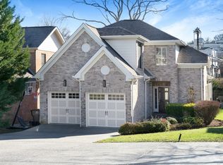 2241B Castleman Dr, Nashville, TN 37215