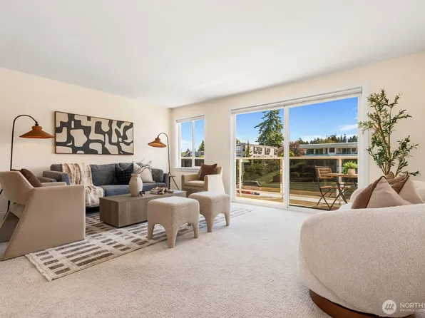 960 5th Ave S #208, Edmonds, WA 98020