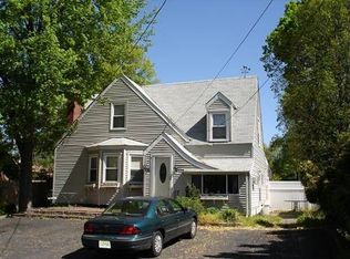 442 Ewingville Rd, Trenton, NJ 08638