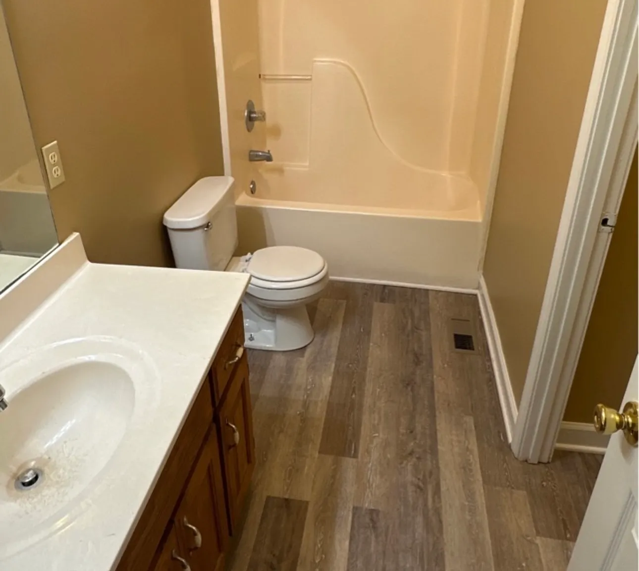 103 Mason - C — Photo 2
