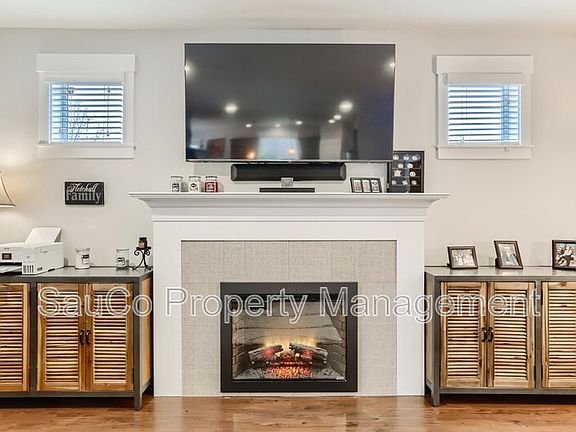 5th image of 11219 NW 325th Ave