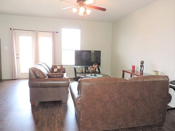 3rd image of 8621 Gray Shale Dr