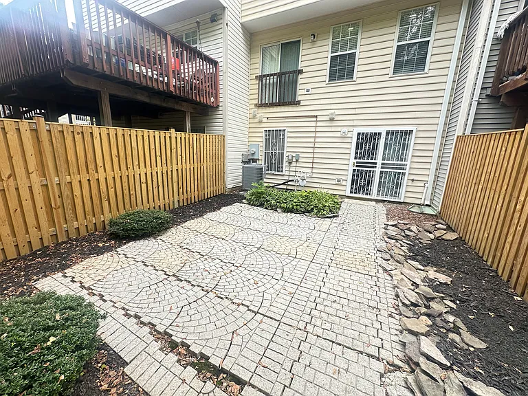 953 Dunloring Ct — Photo 35