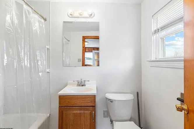 420 3rd St #420 — Photo 16