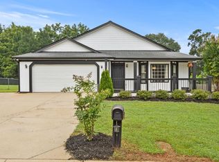 7 Viking Dr, Greer, SC 29651