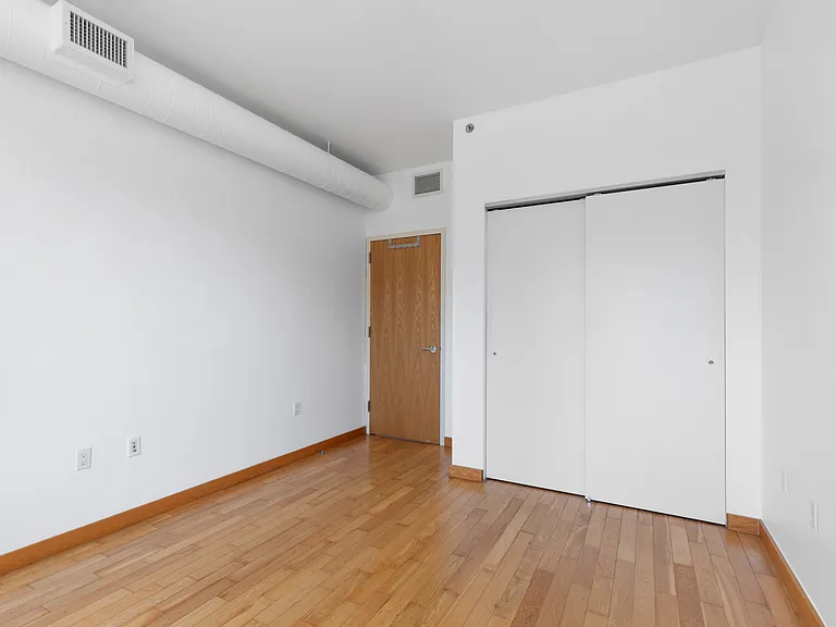 318 Knickerbocker Ave #2H — Photo 6