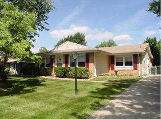 104 N Ithaca Rd, Sterling, VA 20164