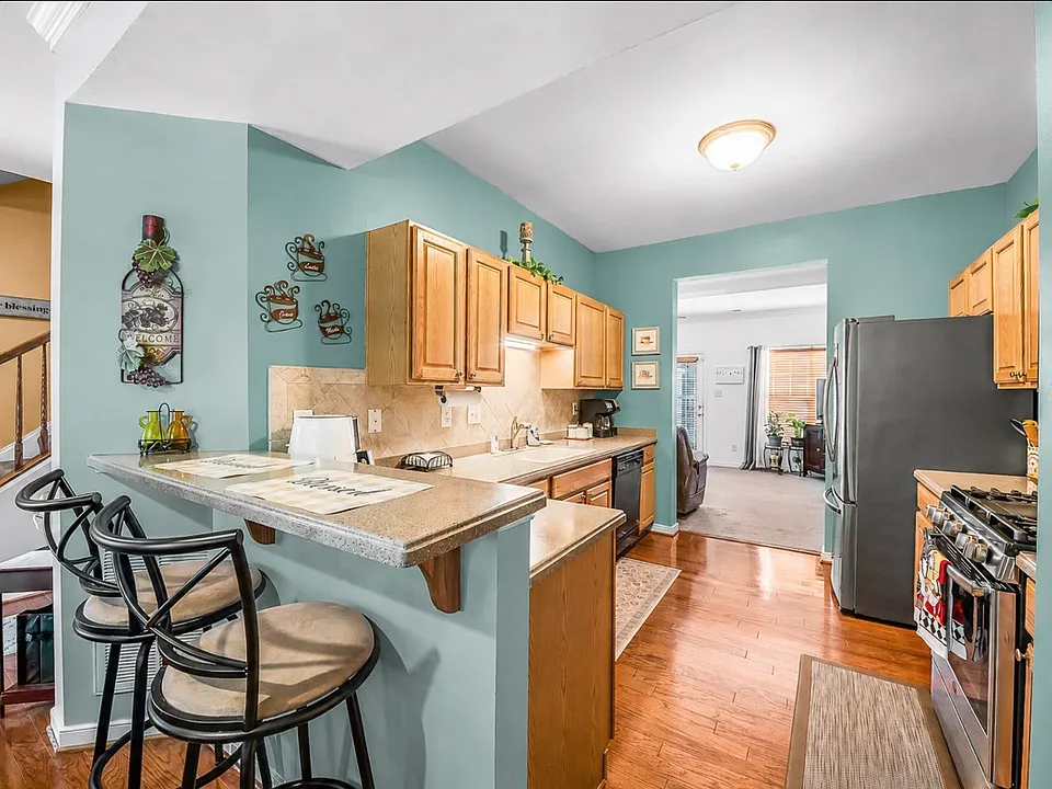 958 Wellston Ct