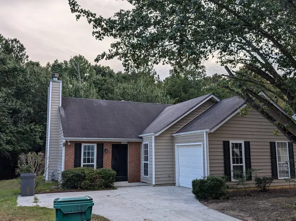 2803 Cedar Trace Dr, Ellenwood, GA 30294