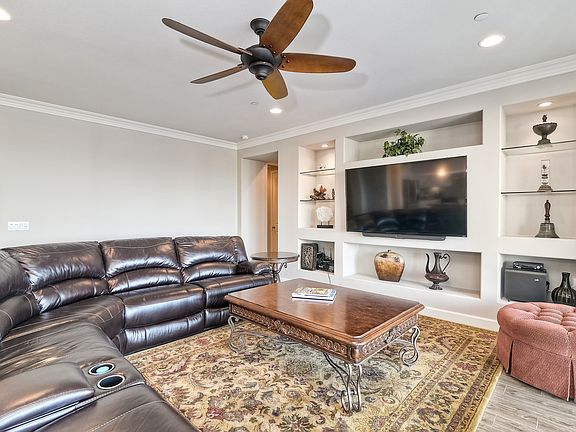 5th image of 446 Adobe Estates Dr
