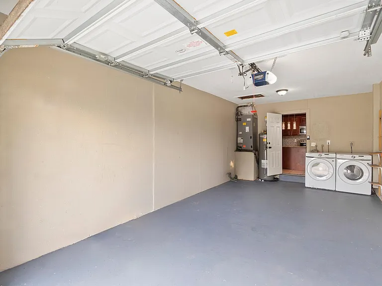 4784 Alfresco St — Photo 7