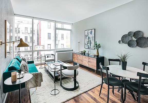 4th image of 507 W 28th St #8200