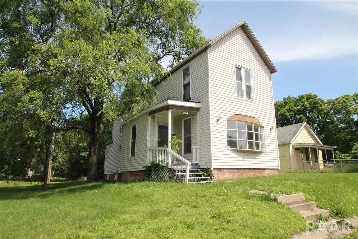 1509 NE Jefferson Ave photo 1