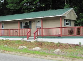 25 Oxford St, South Paris, ME 04281