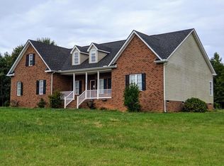 22 Ginger Ln, Cartersville, VA 23027