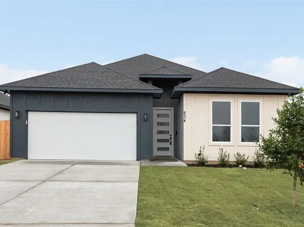 834 Ash St, Ferris, TX 75125