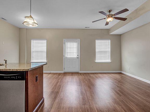 4th image of 30 Hunt Club Cir #30H
