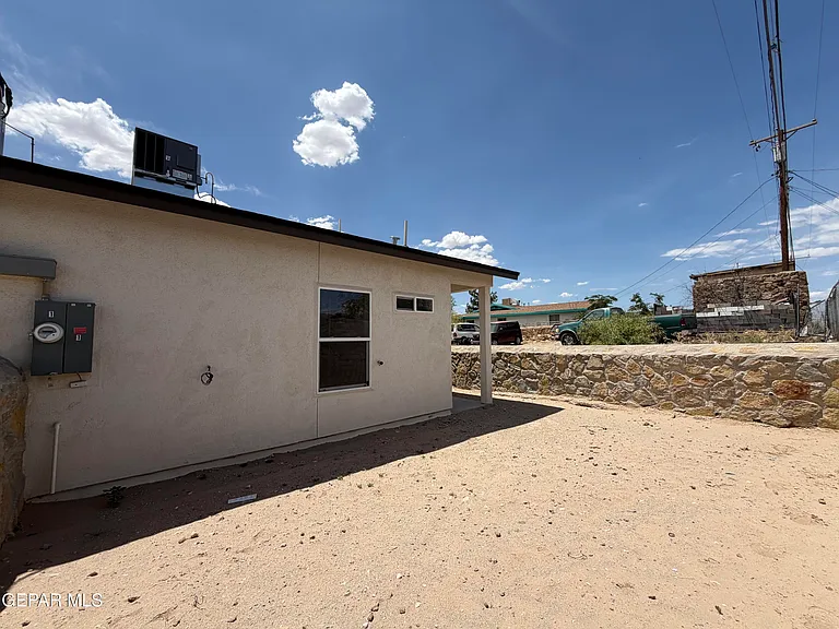 125 Palma Dr #1 — Photo 23