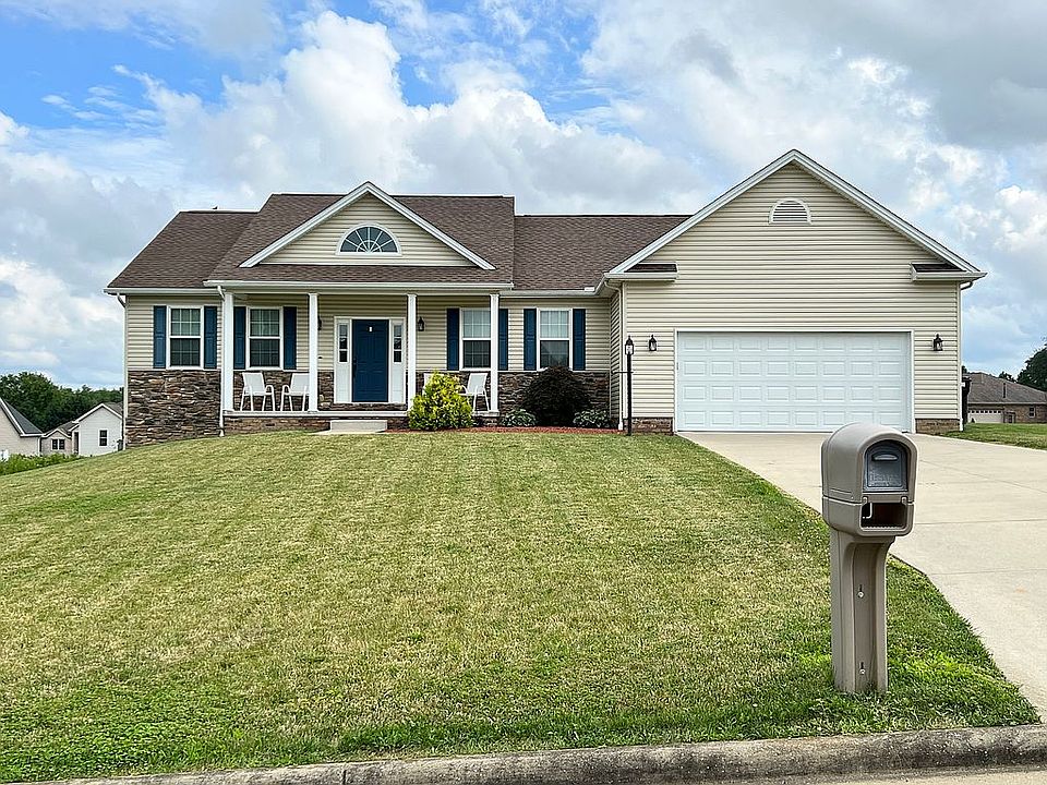 1st image of 10225 Shelly Lynn Dr