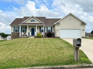 10225 Shelly Lynn Dr, New Middletown, OH 44442