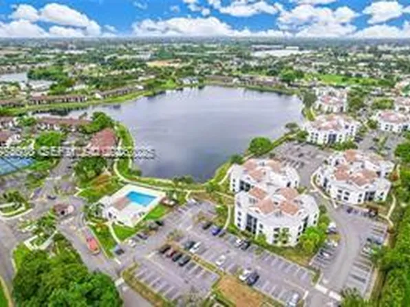 207 Lake Pointe Dr APT 201, Fort Lauderdale, FL 33309