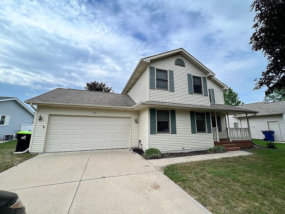 2nd image of 115 E Chapel Ln