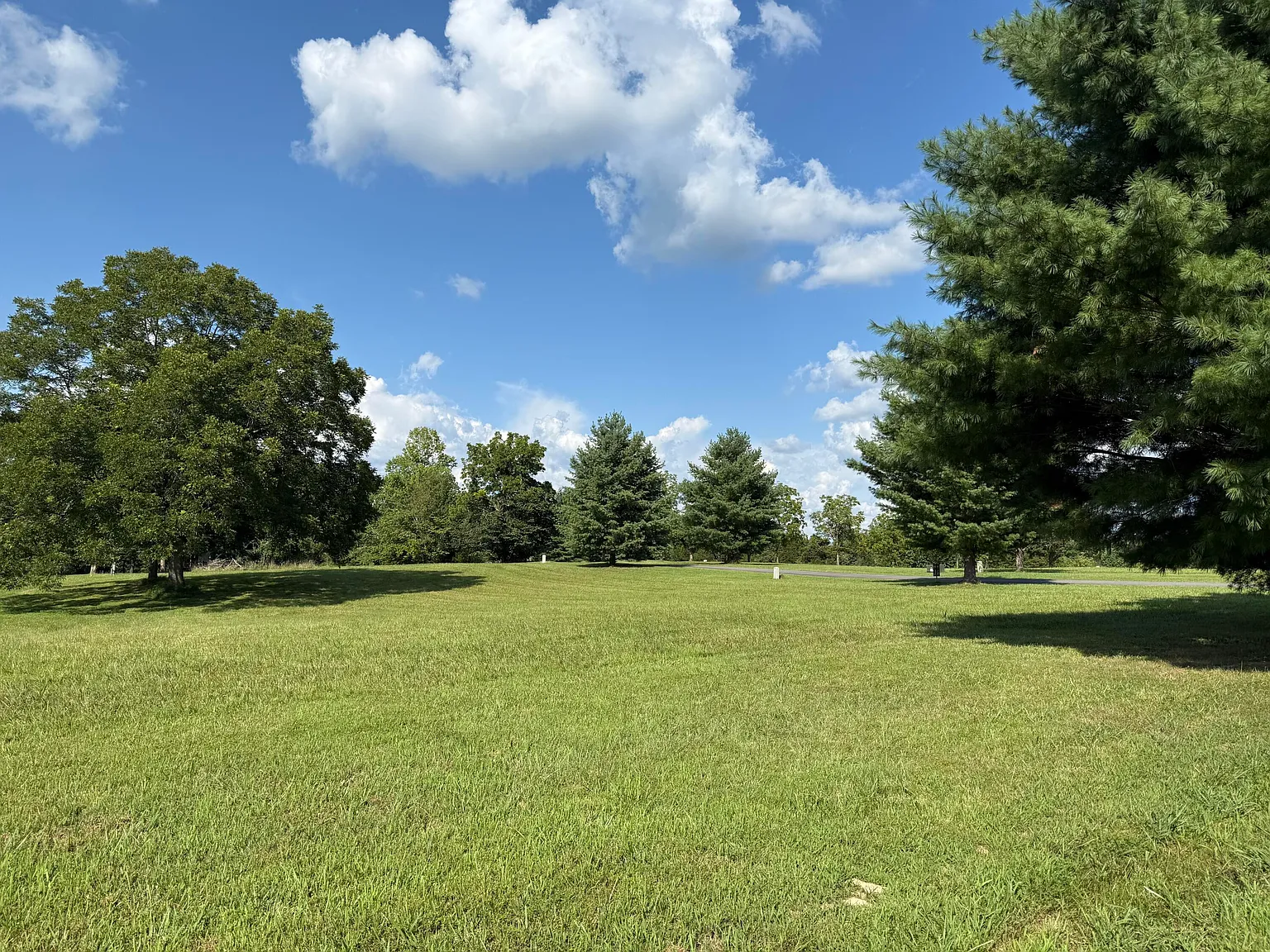 114 Parks Ridge Rd photo 1