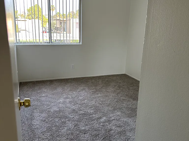 3494 Del Sol Blvd #F — Photo 11