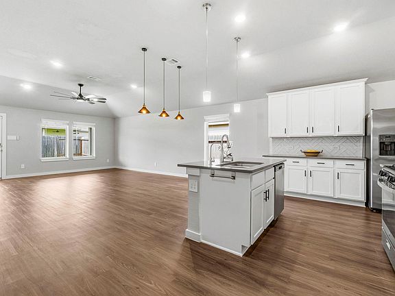 5th image of 22235 Cardinal Crest Ln