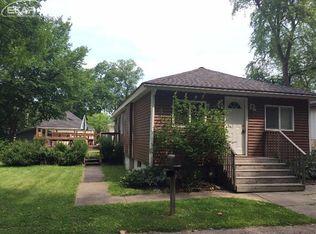 2032 Cussewago Dr, Fenton, MI 48430