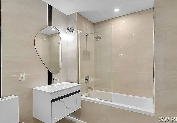 5th image of 92 Linden Blvd #4F