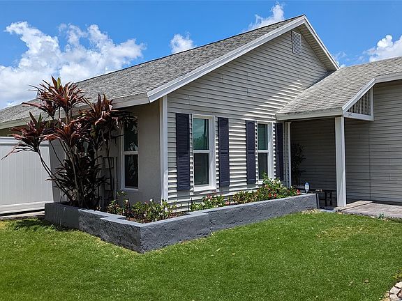 4th image of 9965 NW 45th Street