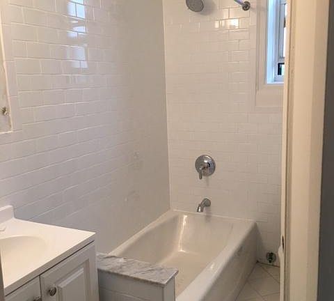 4th image of 625 Larchmont Acres APT A