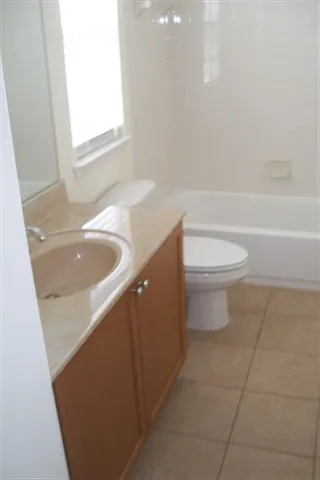 4239 Raleigh Way — Photo 10