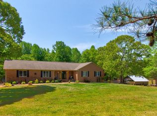 2714 Dorsey Peek Rd, Gainesville, GA 30507