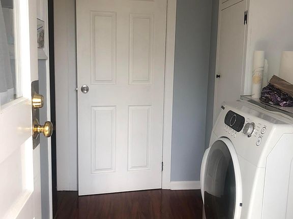 4th image of 12 Chestnut St #1F