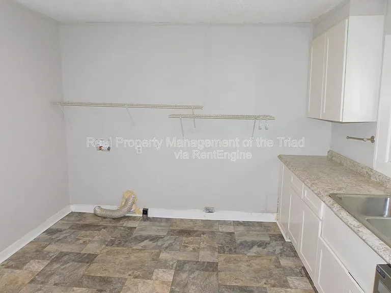1217 Pearson Pl — Photo 18