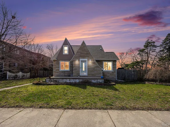 45663 Brownell St, Utica, MI 48317