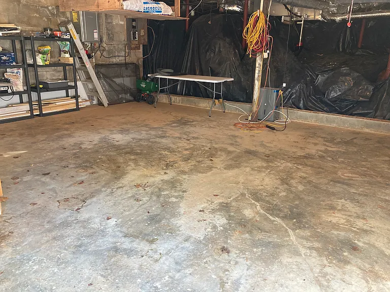 1103 Palafox Dr NE — Photo 35