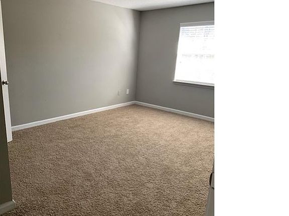 4th image of 1500 Brandon Glen Way NE